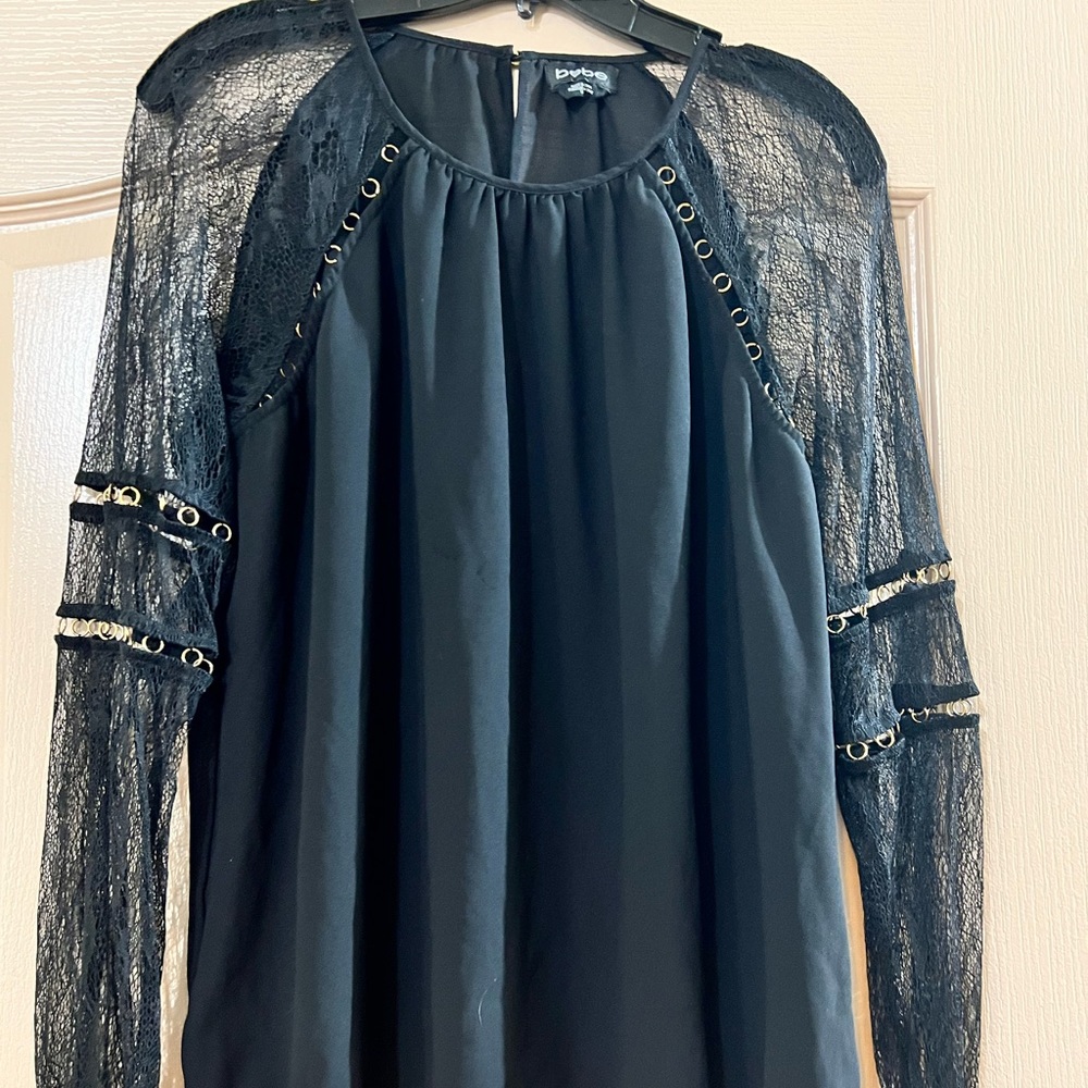 Just in- Bebe fancy top